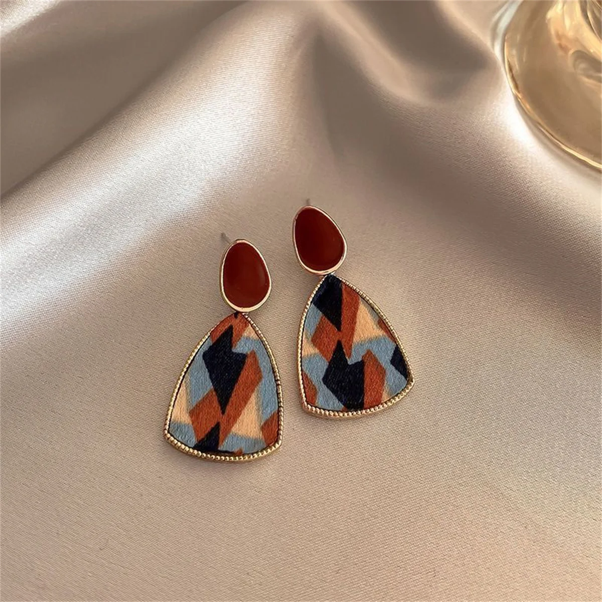 Fashion Vintage Red Enamel Geometric Irregular Oval Heart Drop Earrings For Women Imitation Pearl Flower Round Earrings Jewelry