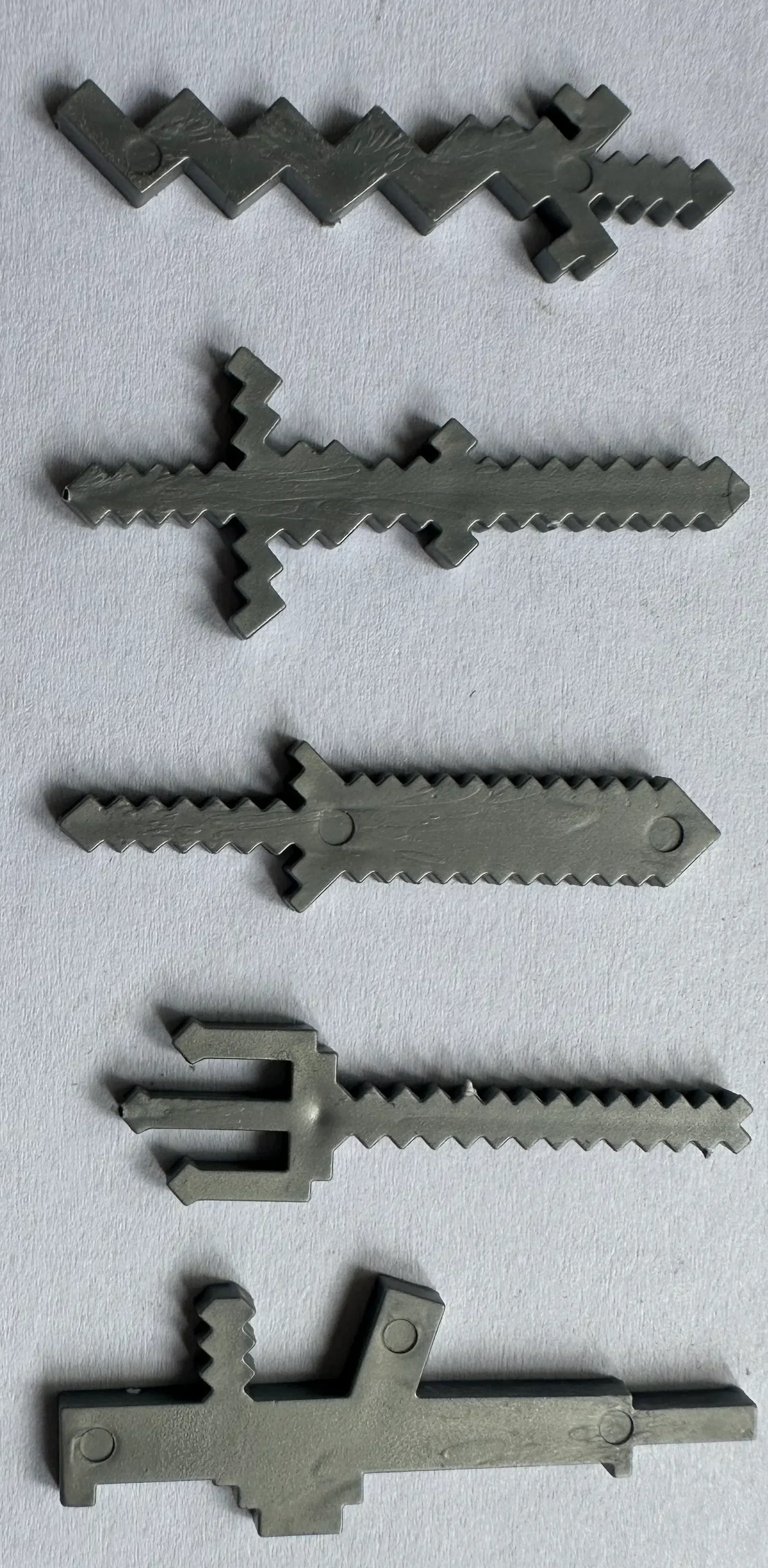 P003