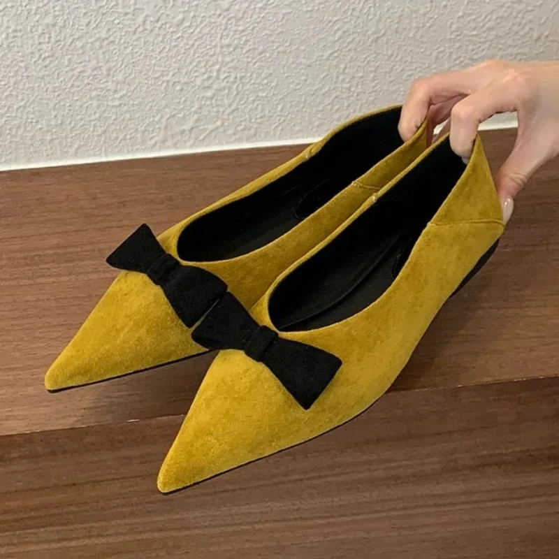 

Sexy Pointed Faux Suede Designer Low Heel Pumps Women Fashion Leopard Bowknot Design Flats Ladies Elegant Party Fall Dress Shoes