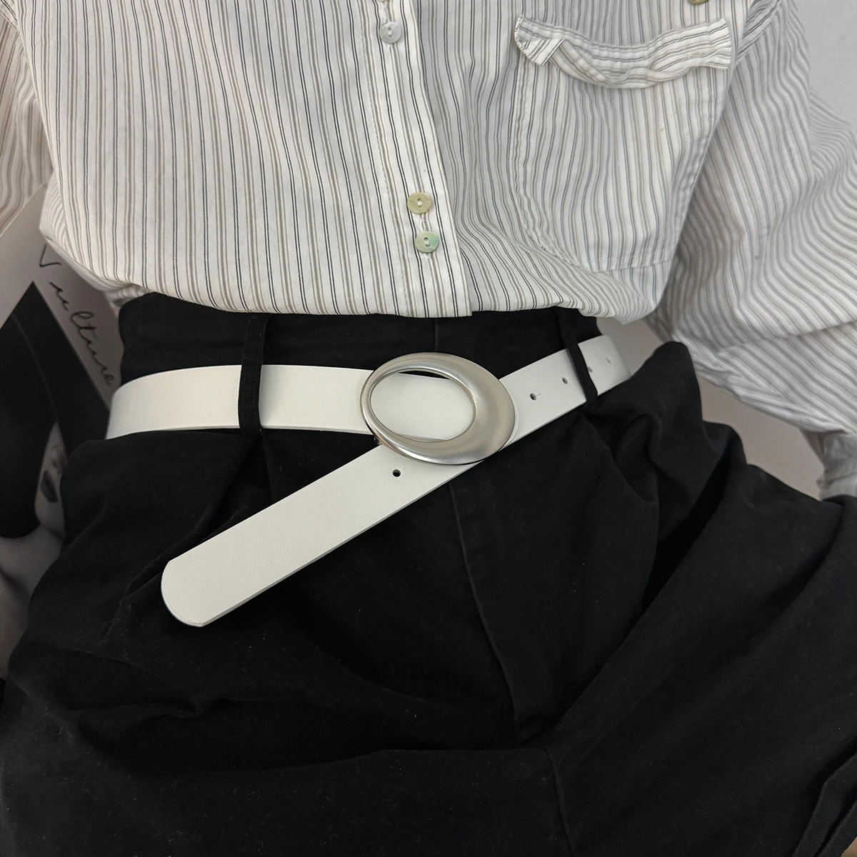 Vintage Belt Moon Star Punk Decoration Couple Y2k Buckle Metal Men and Women Pu Leather Belt Jeans Pants Belt image 4