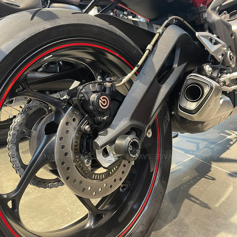 For Street Triple 765 S/R/RS 2017-2023 Front Rear Wheel Axle Fork Crash Slider Protector Motorcycle Accessories Protection Pad