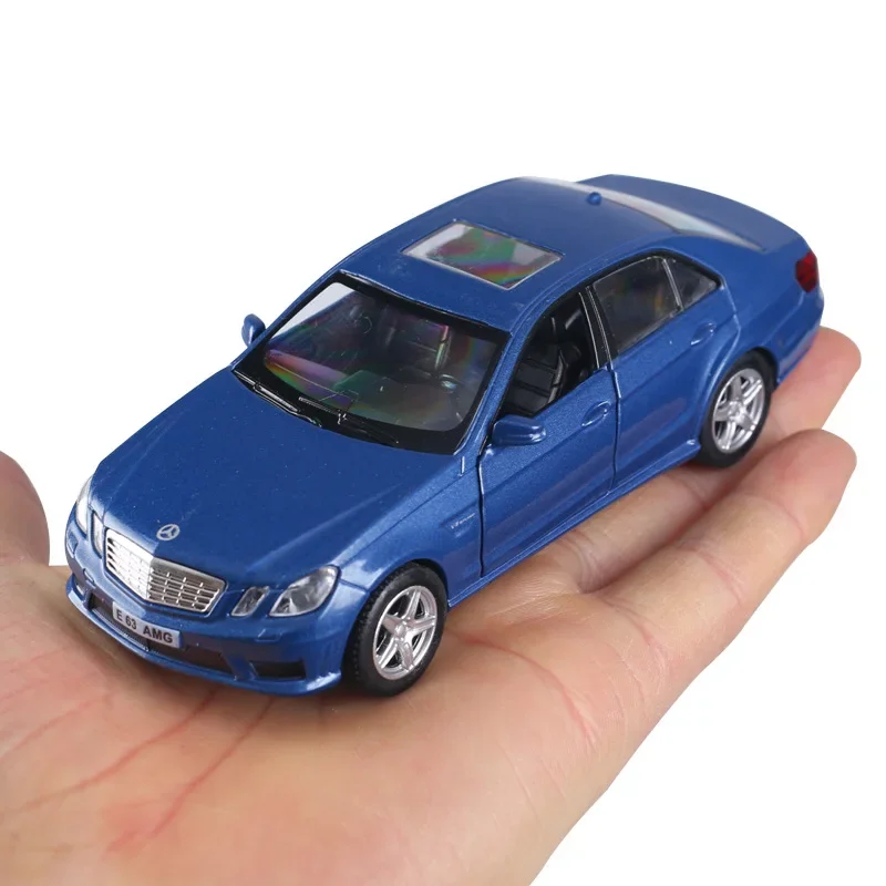 1:36 Mercedes Benz E63 AMG High Simulation Exquisite Diecast Model Toy Vehicles Car Styling Limousine Car Alloy Diecast Car F42