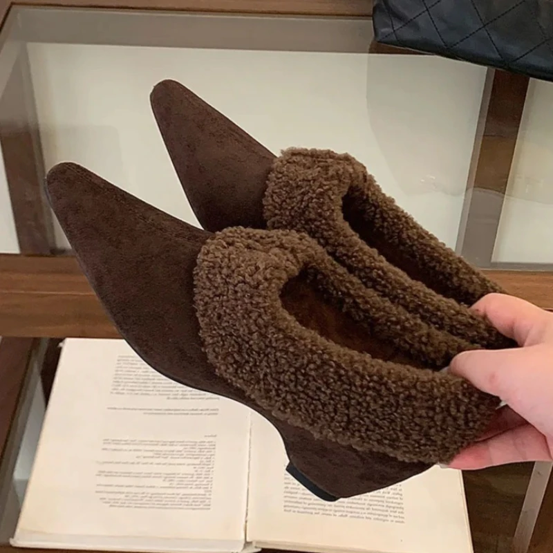 

Brown Faux Suede Plush Women Pumps Comfortable Winter Mary Jane Shoes Sexy Pointed Toe Shallow Designer Cotton Shoes for Ladies