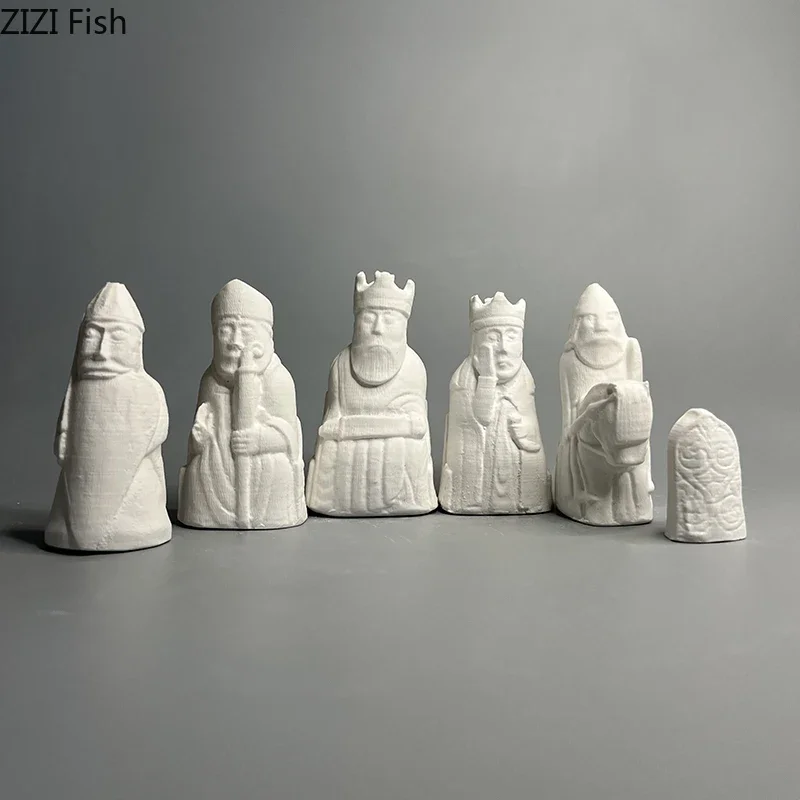 6 Pcs Lewis Chess Replica Plaster Statue -set Table Ornaments Decoration Creative Artwork Figures Sculpture Room Aesthetic Decor