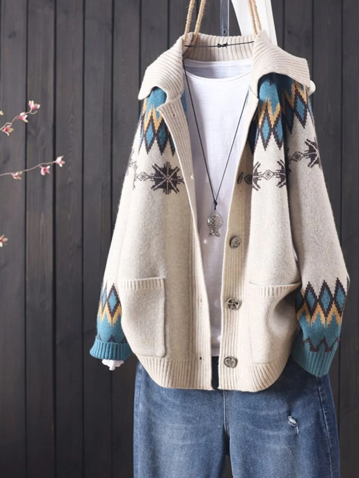 Women's Knitted Cardigan Spring Autumn ort Sle Floral Embroidery Lapel Button Loose Faionable Sweater Coat Street Sle