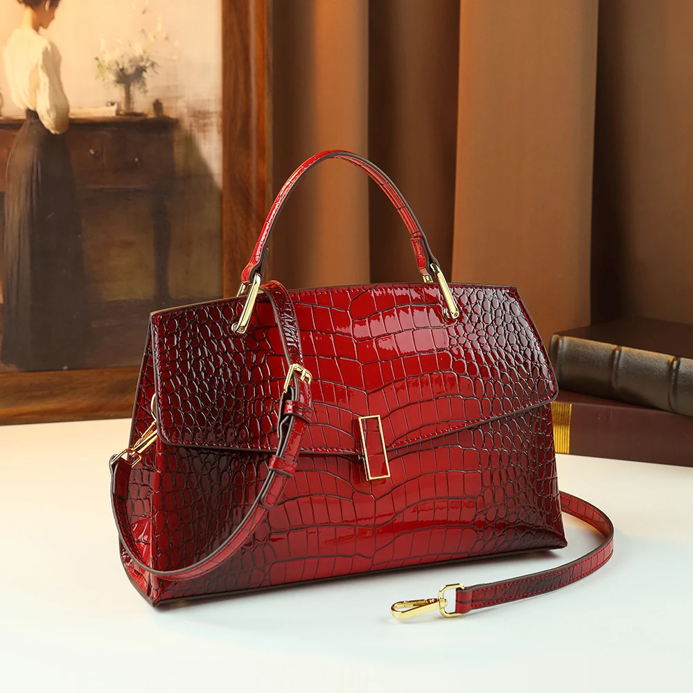 Luxury Black Crocodile Pattern - Luxury Bags Old Money recension och pris