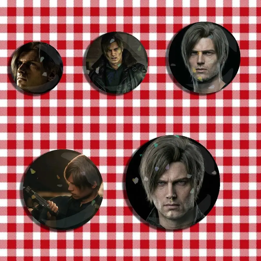 

Game R-Resident E-Evil Requiem Leon Laser Badge Creative Pins Brooch for Bag Clothes Hat Decor Gifts Fans Collect