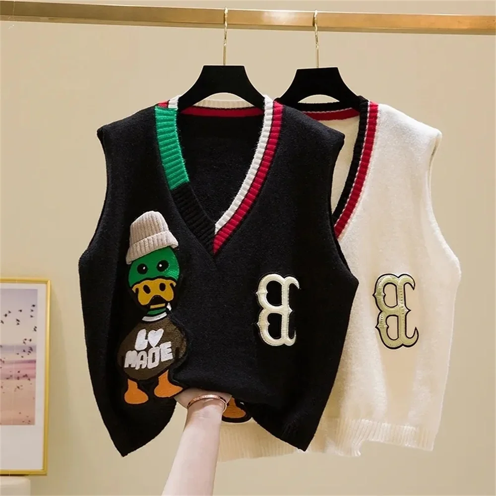 Cartoon Duck Embroidery Vintage V-Neck Knitted Sweaters Women Vest Korean Fashion Sleeveless Pullover Sweater Woman Winter 2023