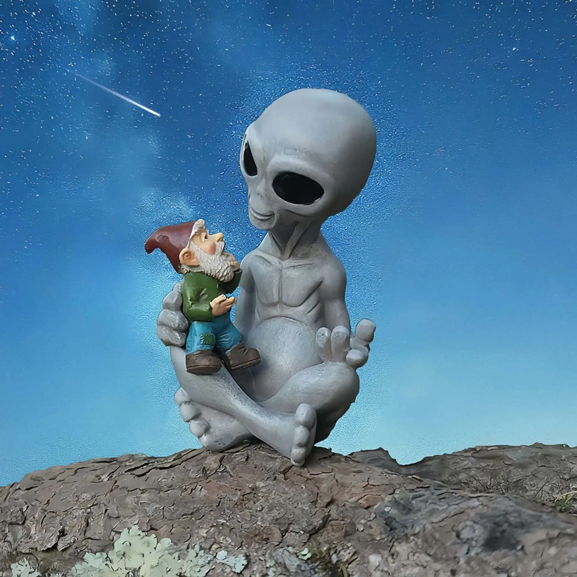 

Statues Decor Alien Gnome Ornament Resin Decorative Christmas Garden Desk or Home Decoration Figurines Dwarf Statues for Crafts