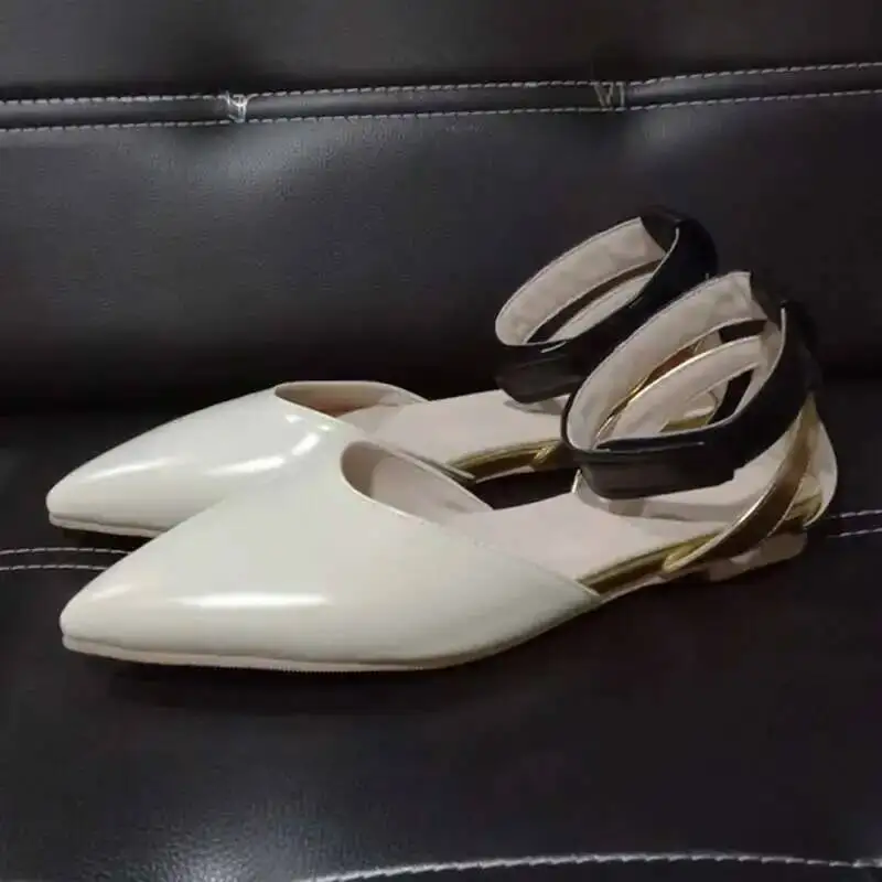 Pointed Toe Women Sandal Casual Flat Heel Shoes Fashion Hook Loop Ankle Buckle Women\'s Sandal Trend 2025 Shoes