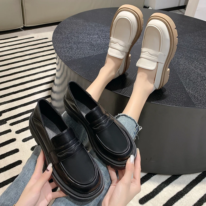 Casual Woman Shoe Slip-on obuwie damskie drewniaki platforma mokasyny z zaokrąglonym czubem z futerkiem miękkie płytkie usta oksfordzie Slip On