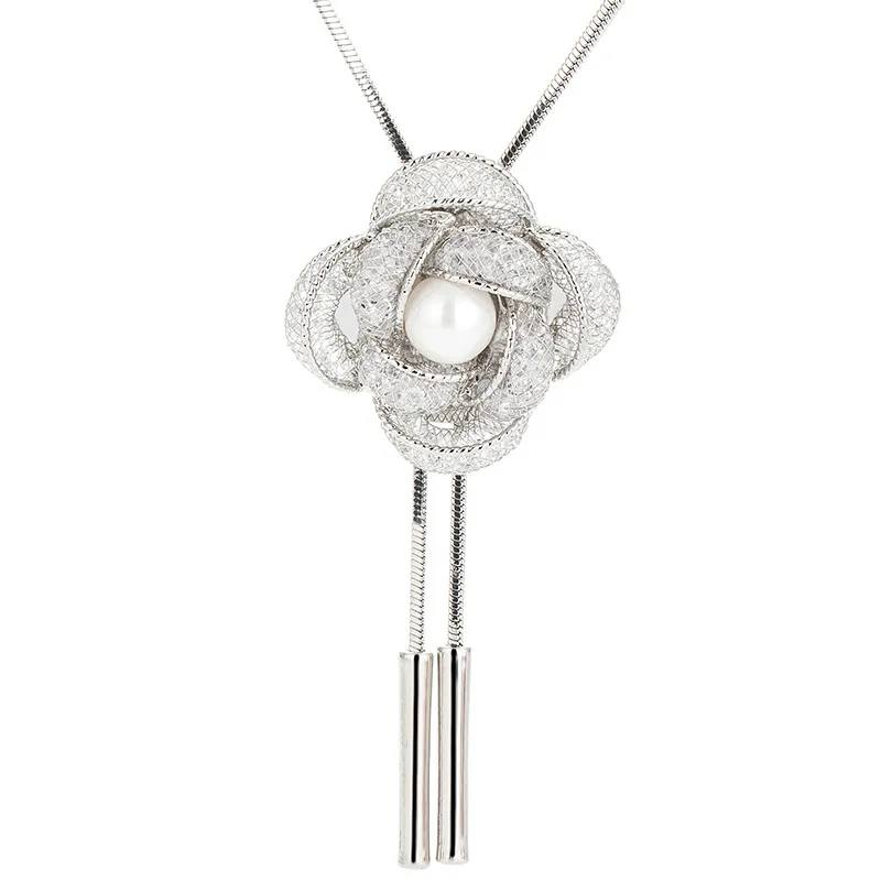 قلادة السترة الوردية الطويلة الجديدة مناسبة للخريف والشتاء. إنها متعددة الاستخدامات وأنيقة وراقية