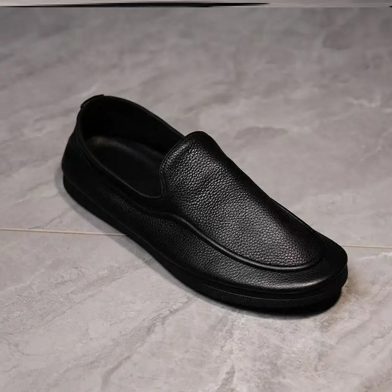 New Casual Men's Leather Shoes Summer Breathable Slip-On Soft Bottom Leather Men's Lazy Shoes Wear-Resistant Shoes Rotating B...