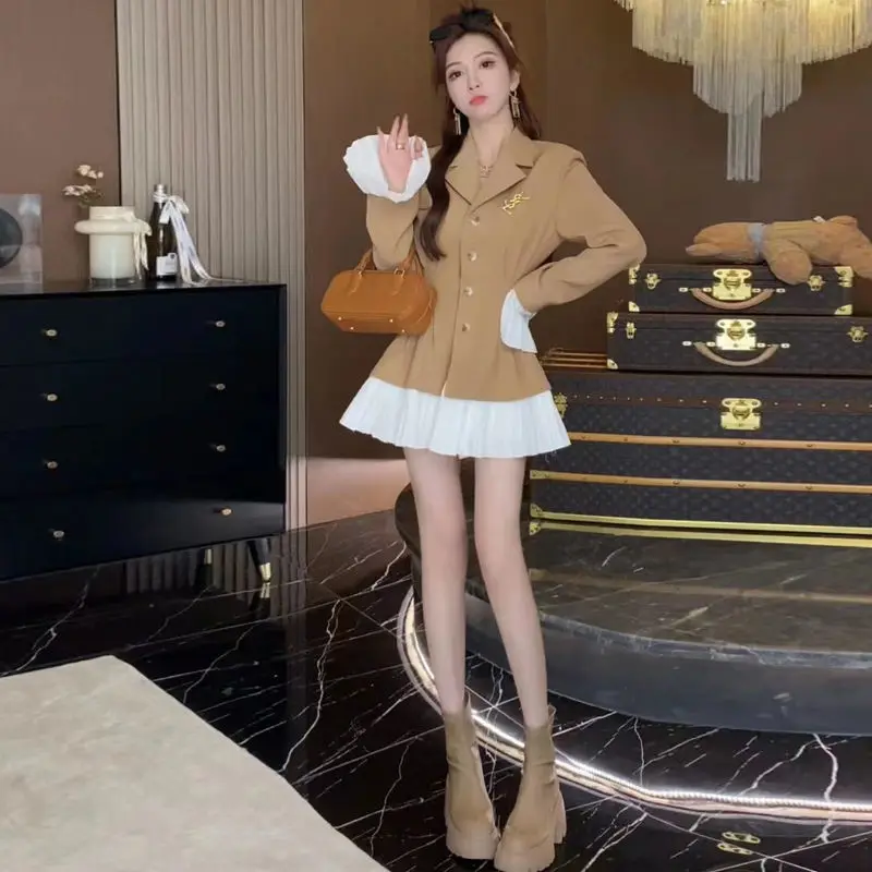 

Woman‘s Spring French Commuter Long Sleeve Pleated Stitching Suit Dress Retro Elegant Contrast Single-breasted Suit Collar Dress