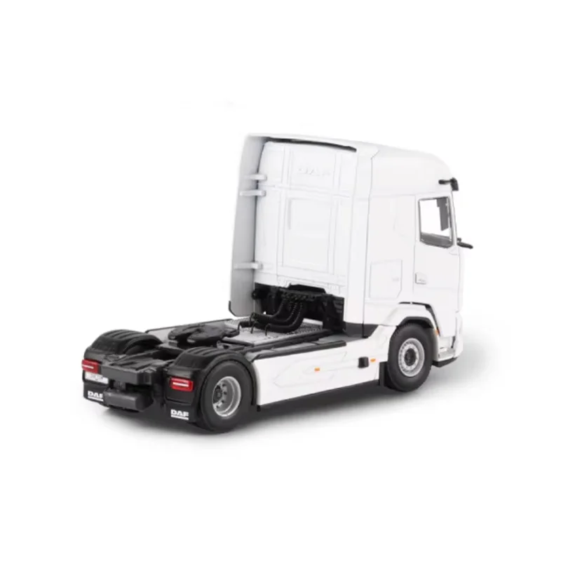 WSI Diecast 1:50 Scale DAF XG MY25 4X2 Truck Alloy Simulation Car Model Collection Souvenir Holiday Gift Static Display view 6