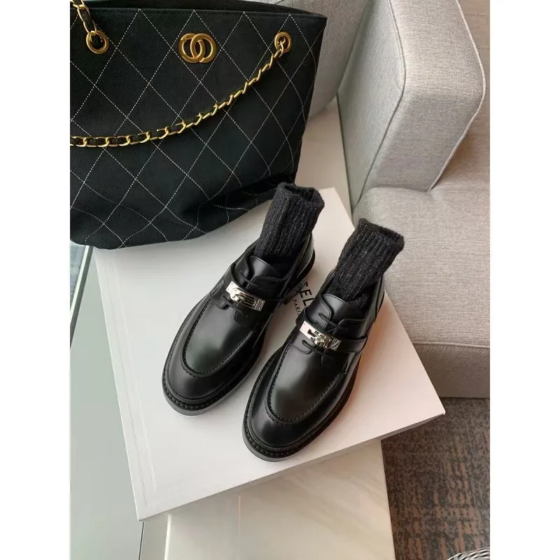 أحذية نسائية بكعب سميك على الطراز البريطاني لربيع وخريف أحذية بدون كعب أنيقة جديدة مقاس صغير أحذية فردية