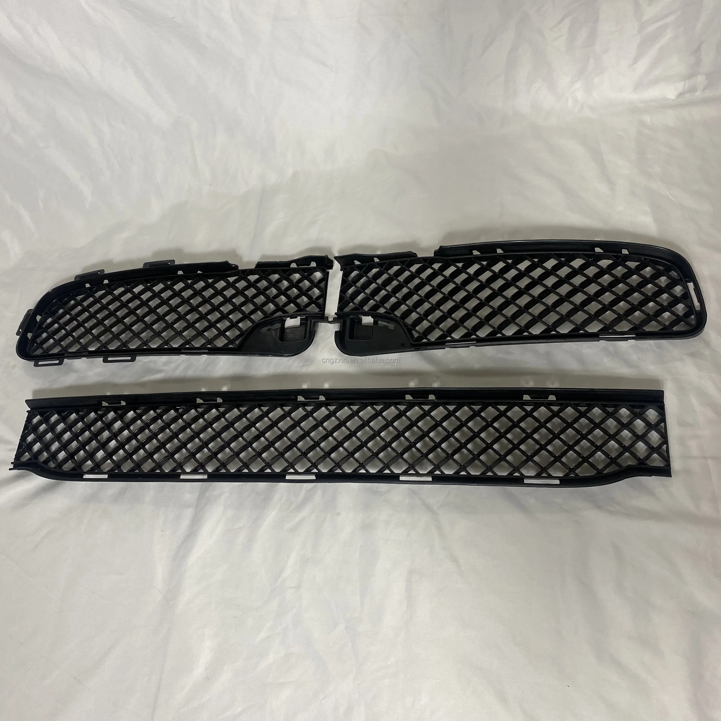 Suitable for Rolls-Royce Ghost 1st generation 10-16 front bumper lower grille