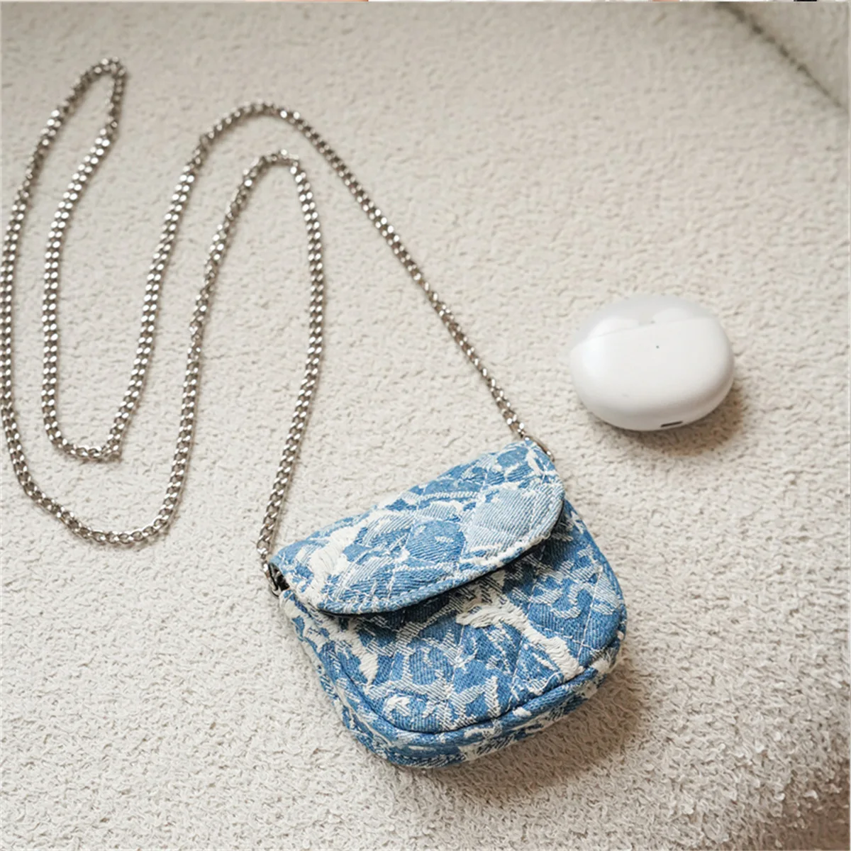 Denim blue coin purse, women's makeup bag, flip cover with buckle, versatile, single-shoulder crossbody phone case