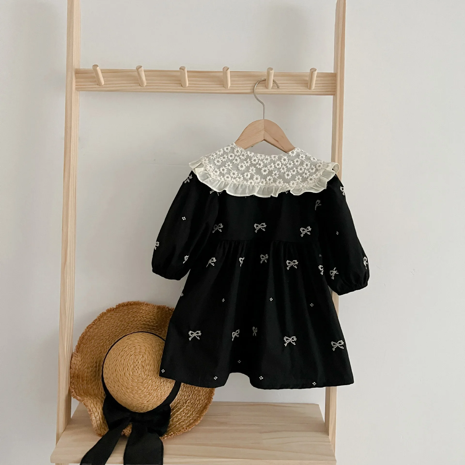 Girls Dress Daily Casual Skirt Dress Outer Wear Sweet and Cute Black Skirt with White Print and Bow Short Sleeve Girls Outfit