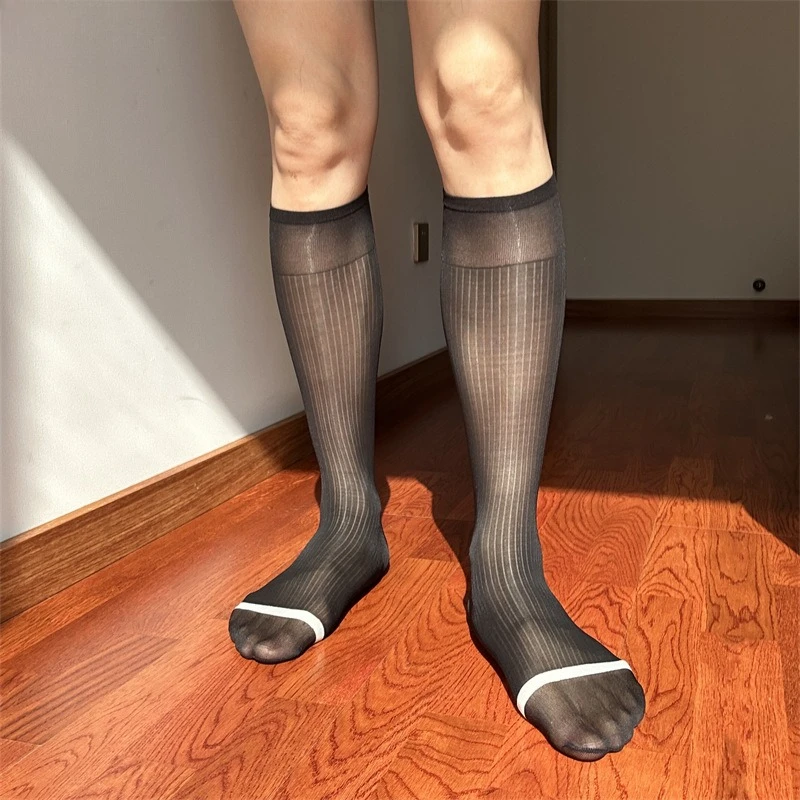 Abito da lavoro formale da uomo in legno a righe larghe blu a righe argento Calze formali in nylon giapponese di media lunghezza