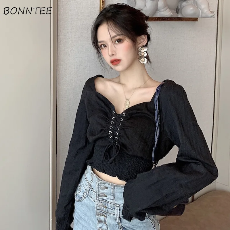 Blus Wanita Vintage Kerah Persegi Seksi dari Bahu Atasan Musim Semi Keluaran Baru Desain Perban Mode Gotik Puff Lengan Crop In