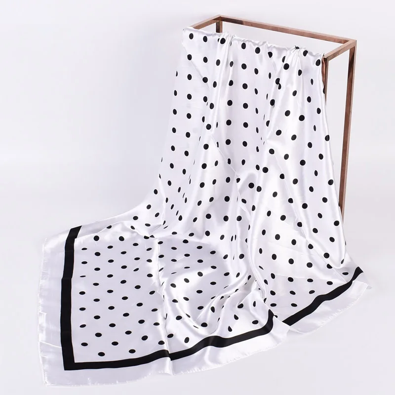 وشاح الرأس النساء الفاخرة العلامة التجارية 90 × 90 سنتيمتر الحرير مربع وشاح الساتان باندانا Cheveux لينة منديل الحجاب الأوشحة الشعر للسيدات