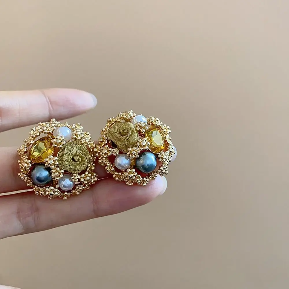 أنيقة رائعة خمر أقراط اللؤلؤ خمر سحر جارلاند أقراط حجر الراين الأذن مجوهرات قرط صغير زهري النساء #1