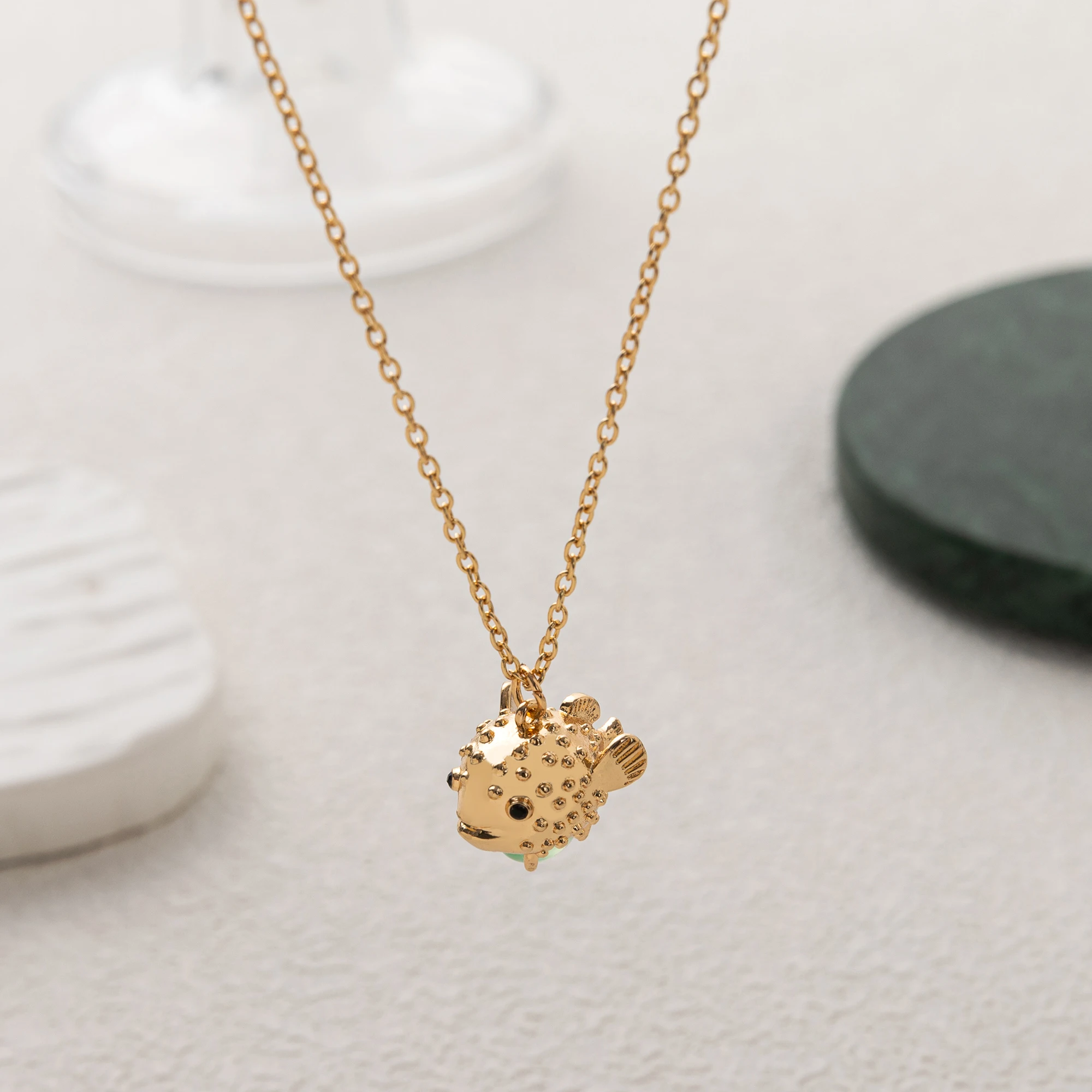 

Pufferfish pendant, natural stone necklace, underwater world series style, collarbone chain, gold-plated and color preserved