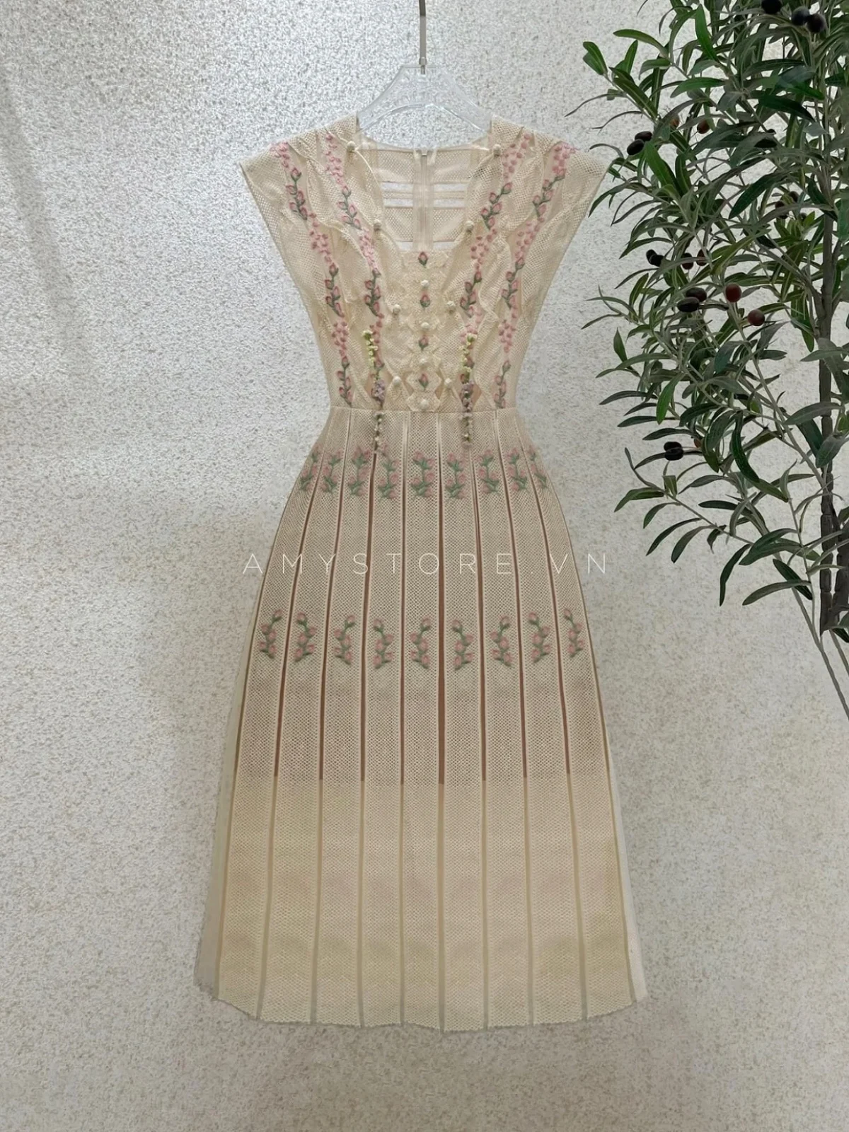 High-End Elegant Mesh Stitching Dresses for Women 2024 Early Spring New Heavy Industry Crochet Lace Temperament Mid-Length Dress