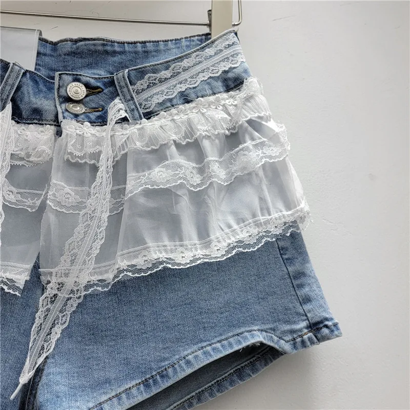 High Waist Splicing Lace Denim Shorts Women's Jeans Shorts Spring and Summer 2025 New Thin Wide-leg A-line Shorts Girl Hot Pants