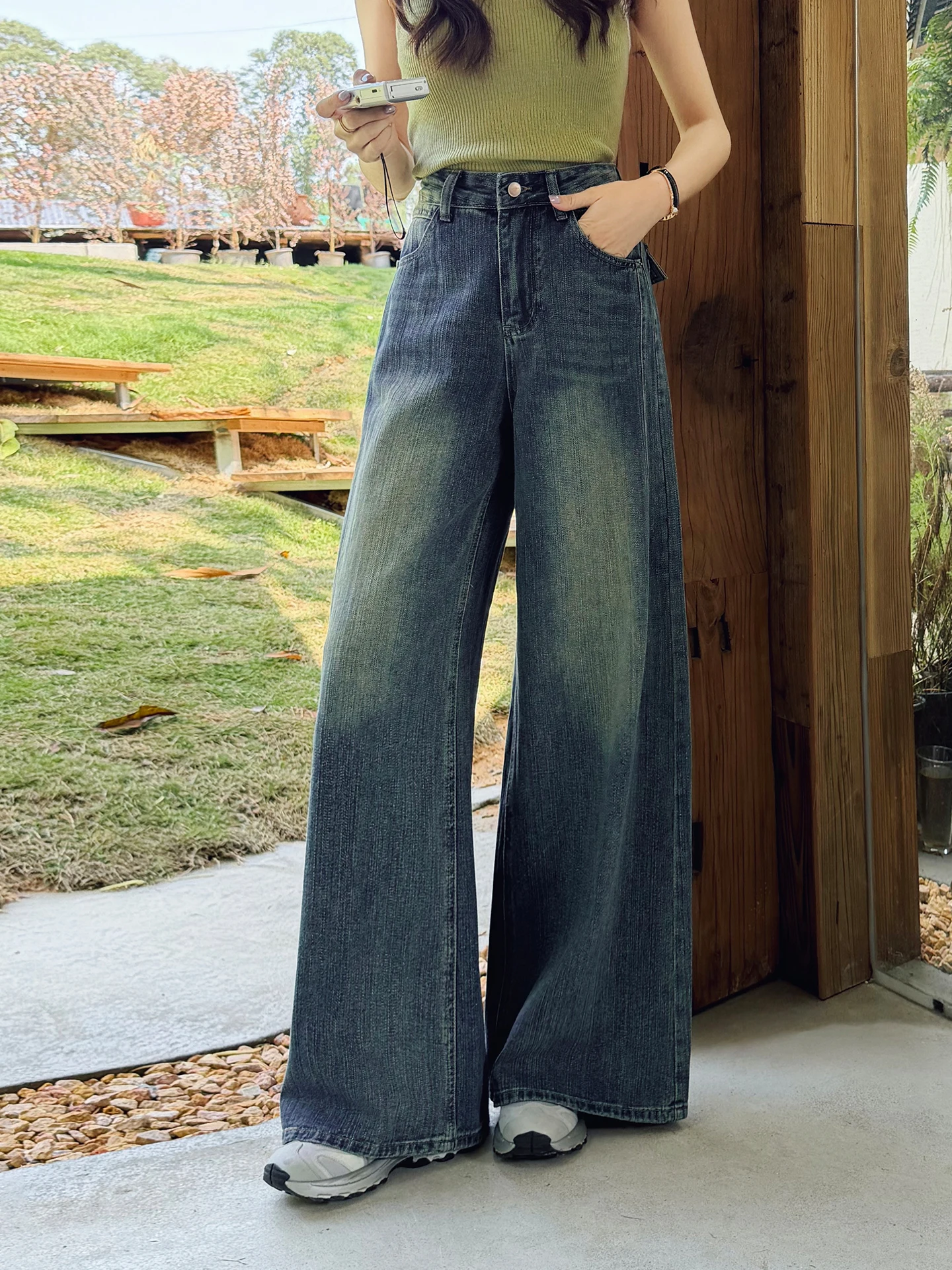 

High Waist Wide Leg Jeans Women's Loose Fit Faded Blue Denim Bamboo Texture Spring 2026 Vintage Style Floor Length Pants