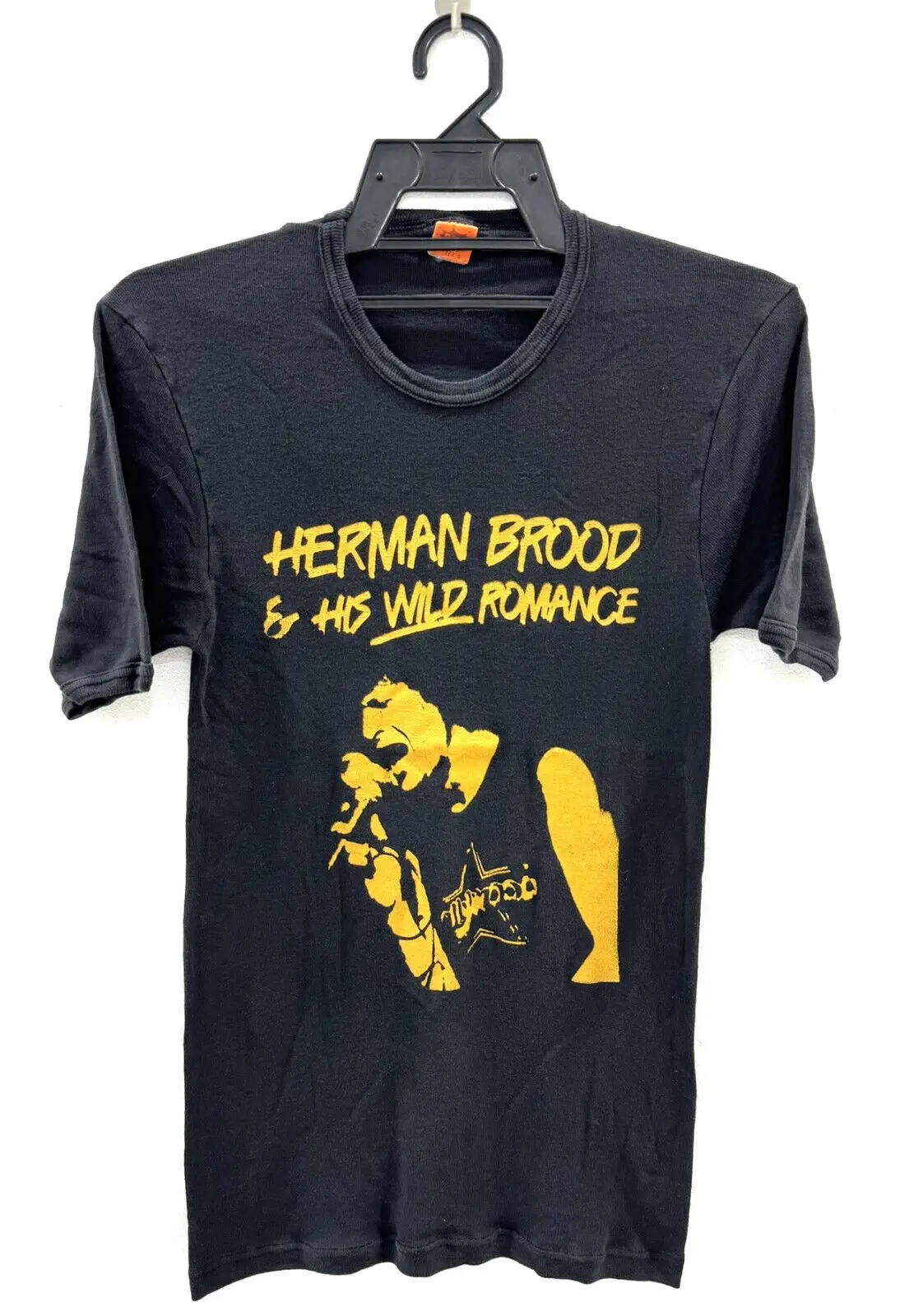 تي شيرت عتيق من السبعينيات هيرمان بروود وهي البرية الرومانسية روك بانك تور للحفلات الموسيقية بأكمام طويلة أو قصيرة