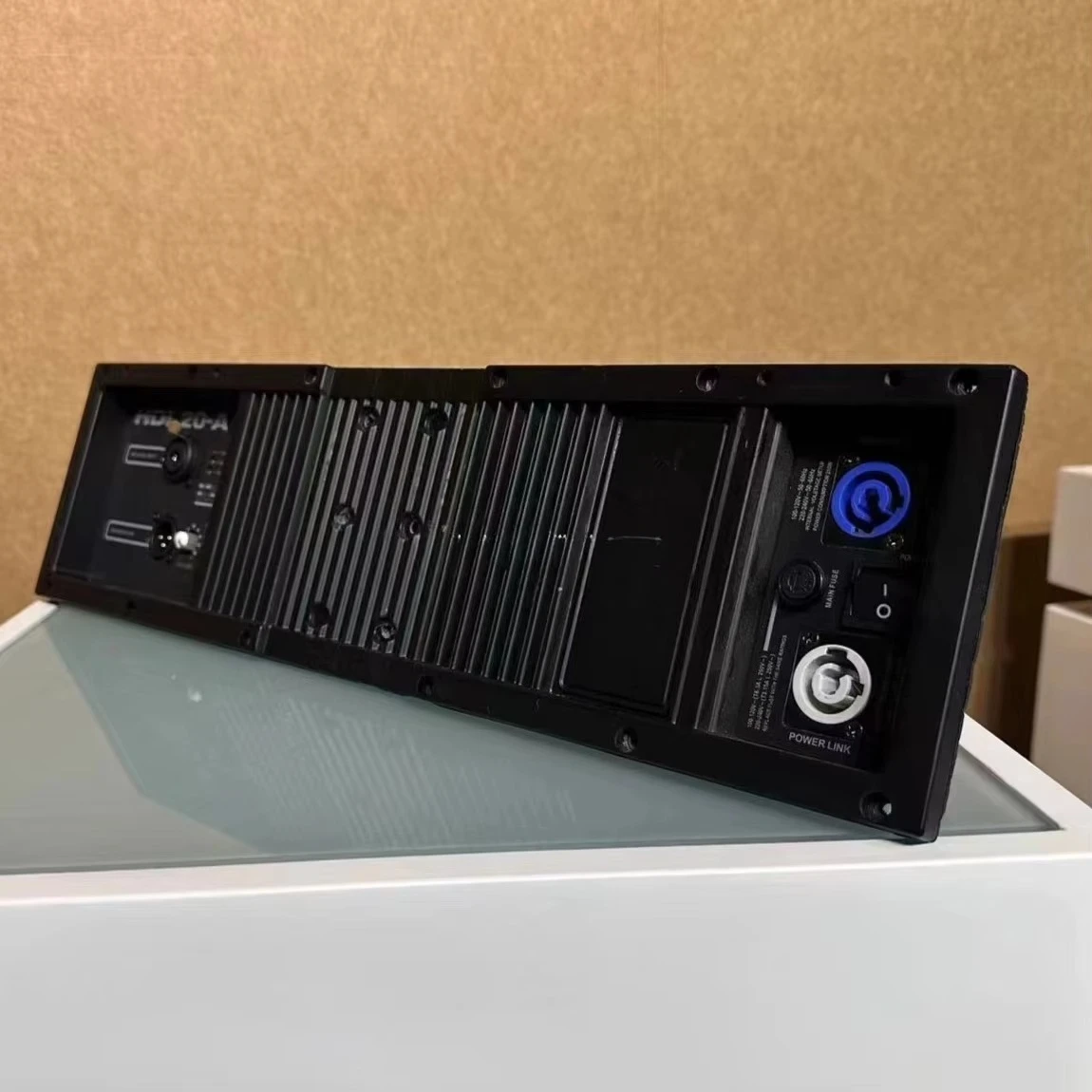 

Audio Amplifier For Hdl 20a Line Array Speakers Line Array Speaker High Power Audio Amplifier