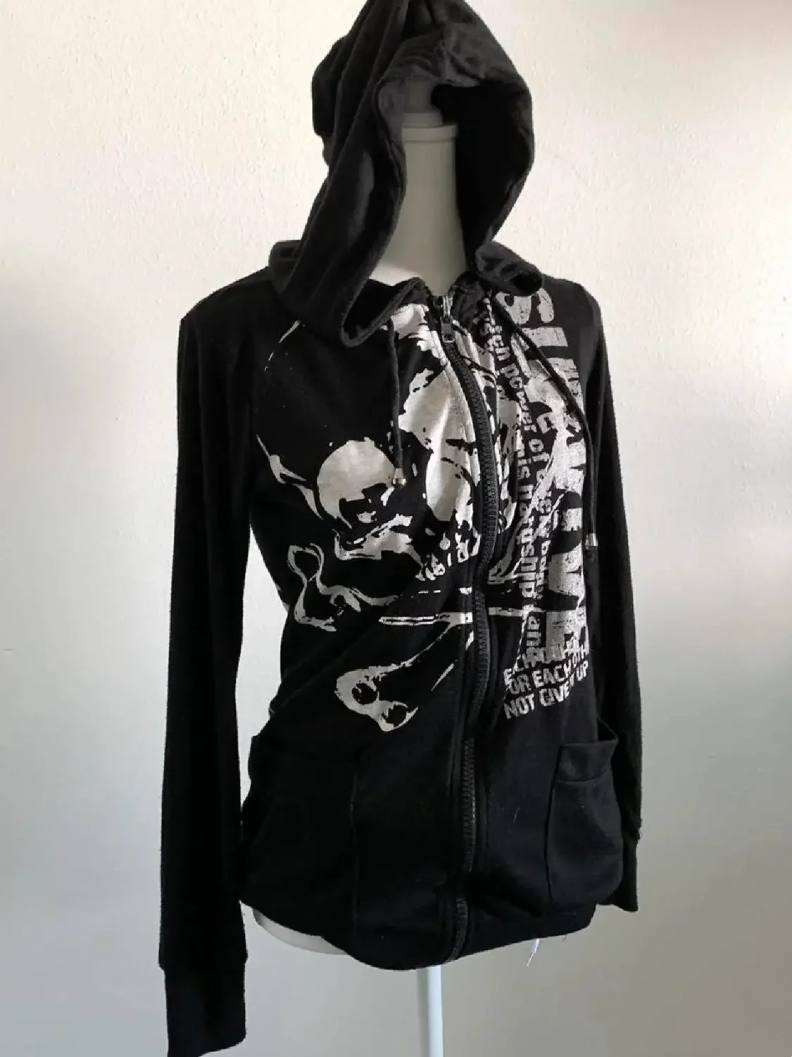 

Korean Vintage Graffiti Skull Gothic Hoodies 2025 Y2k Aesthetic Punk Hooded Tops Women Autumn Harajuku Grunge Zipper Sweatshirts