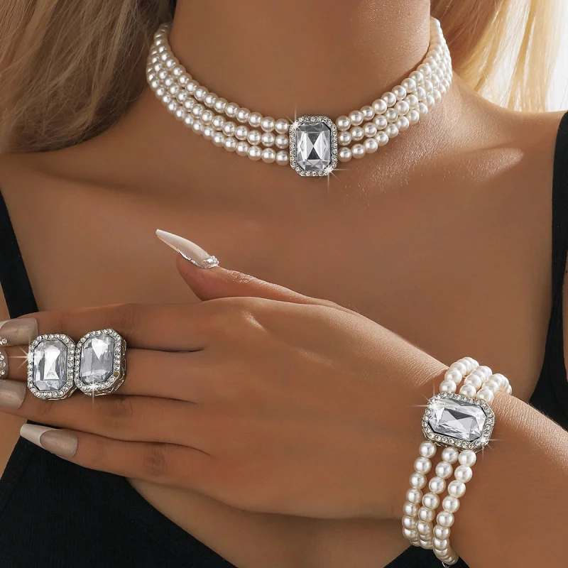 

Elegant Fashion multi-layer immitation Pearl three-piece jewelry sets wholesale