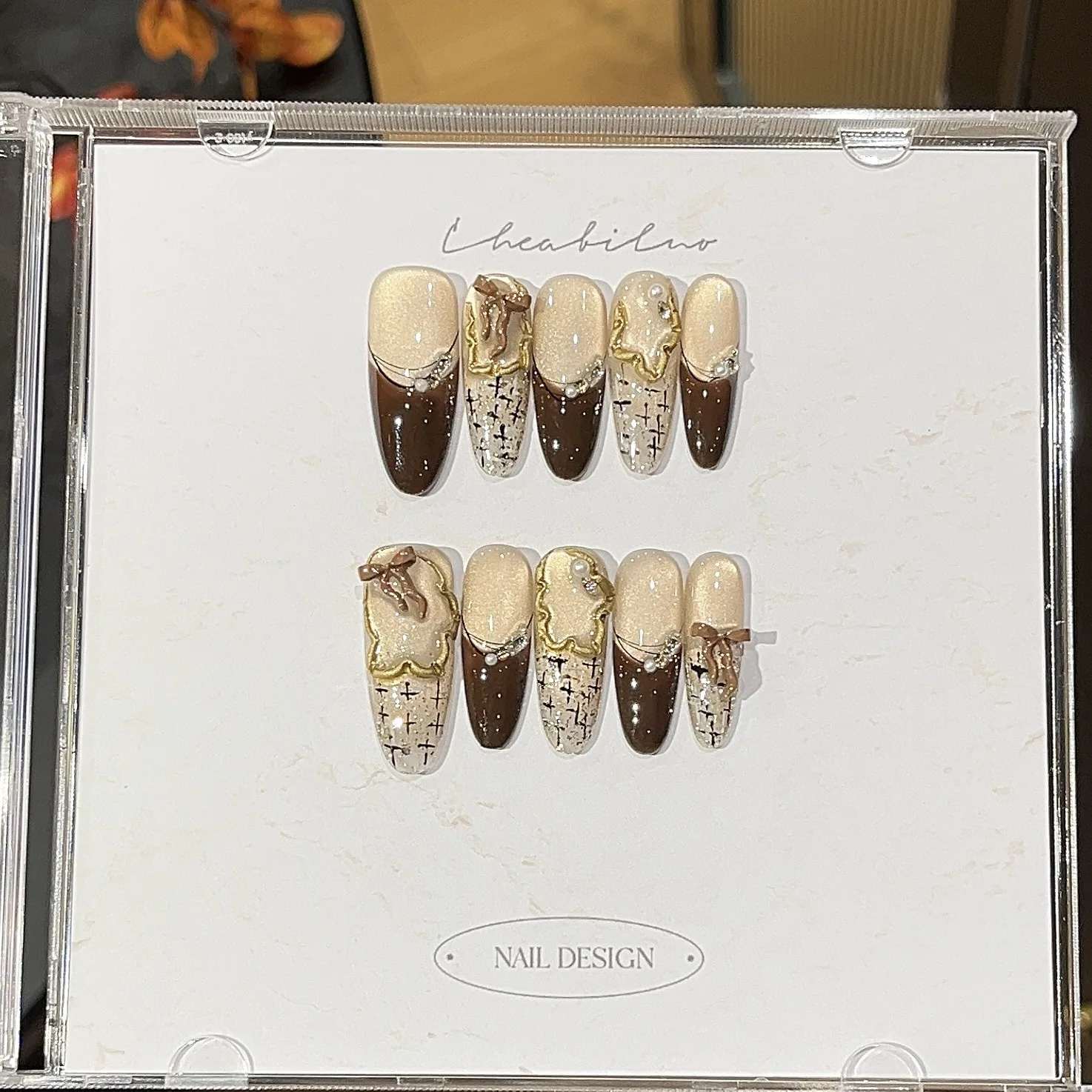 10 قطعة الصحافة الاكريليك اليدوية على الأظافر الرجعية الباروك خطوط مرآة سحرية مسحوق القط العين مزاجه الفرنسية يرتدي أظافر صناعية #2