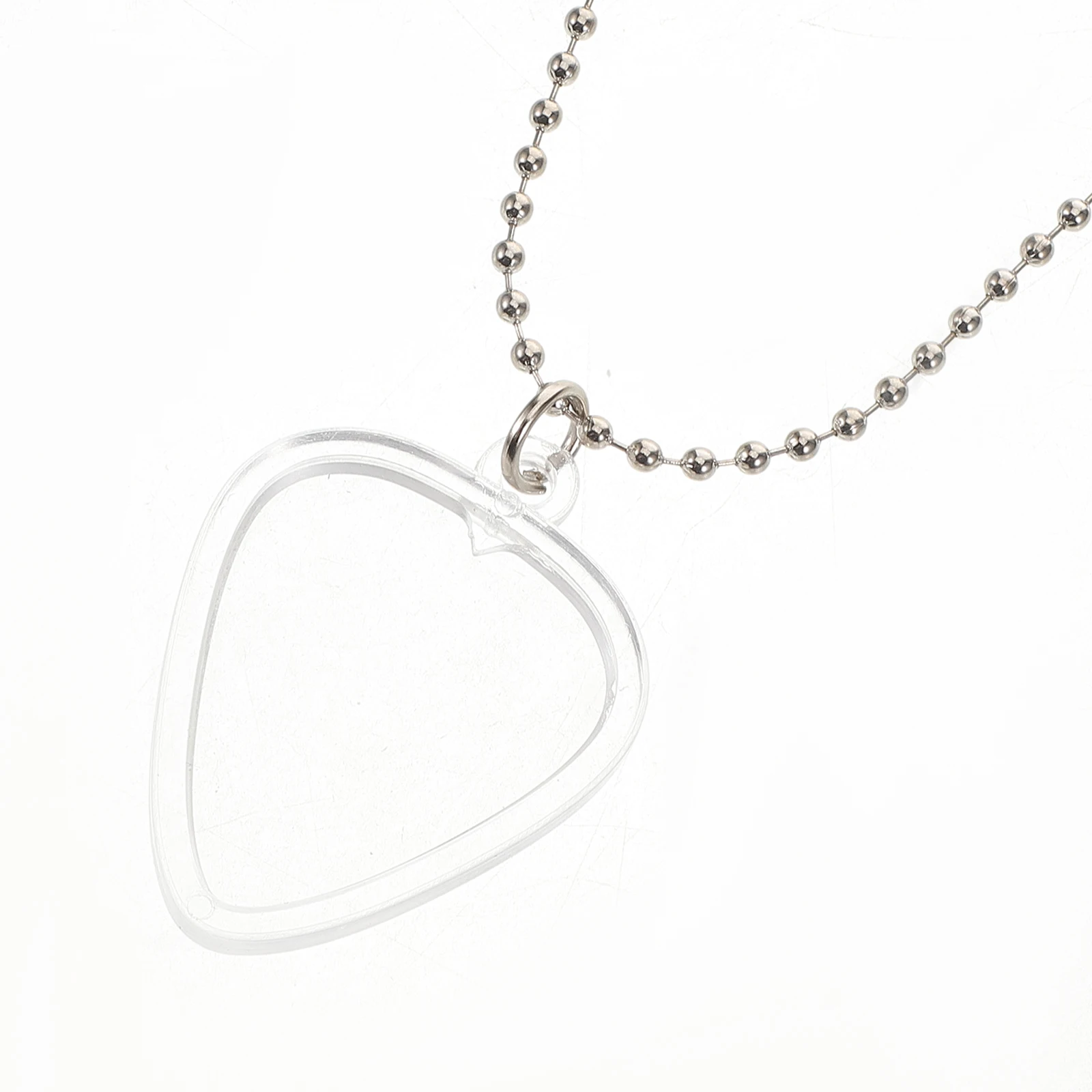 

Guitar Pick Holder Necklace, Transparent Heart-Shaped Guitar Bass Ukulele Picks Storage Box Pendant Gift For Guitarists Lovers