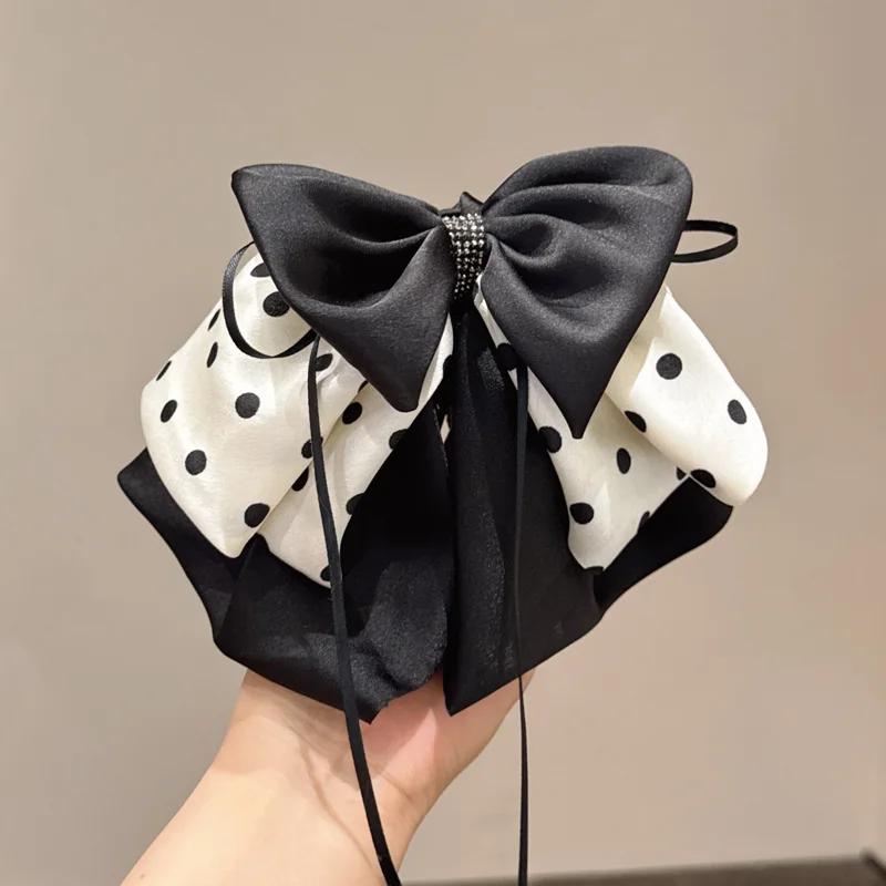 

Fashionable And Elegant Women's Fabric Flower Bow Clip Back Of The Head Headband Exquisite And Cute Half Zip Hair Clip Headband