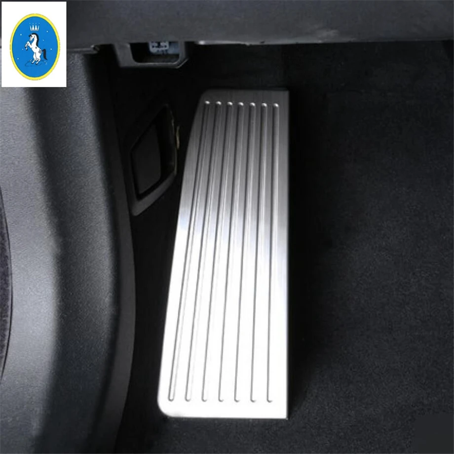 Silver Fit For Volvo XC60 2018 - 2024 Car Interior Left Foot Rest Pedal Trim Non-Slip Pad Protection Stainless Steel Accessories