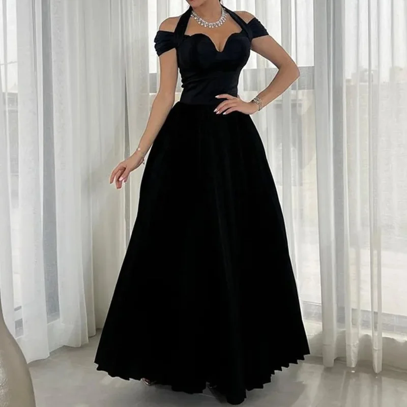 Elegant Satin Pleats Accessorize The Evening Gown Cuffed Shoulder Sleeveless Heart Collar Ankle-Length Ball Gown