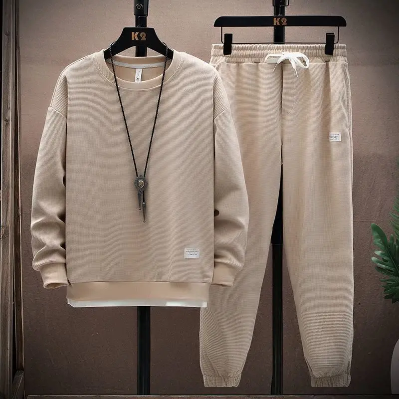 

2025 new men's casual fashion sportswear set, autumn loose solid color long sleeved t-shirt and pants 2pcs