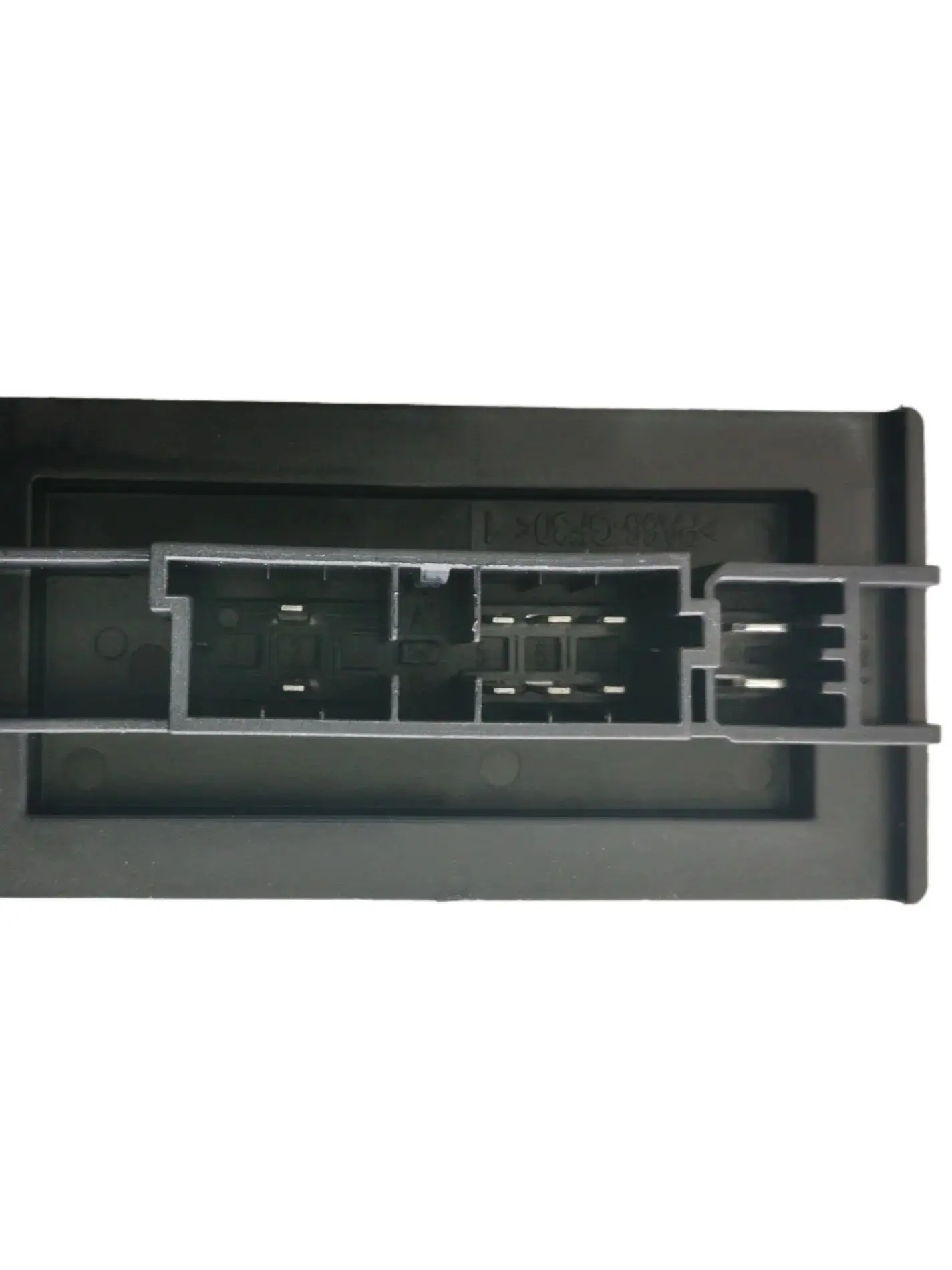 OPOR WENTYLACJI KABINOWEJ DO RENAULT TWINGO 98- 1.2 MNV 1950 OEM:52466845 — 2