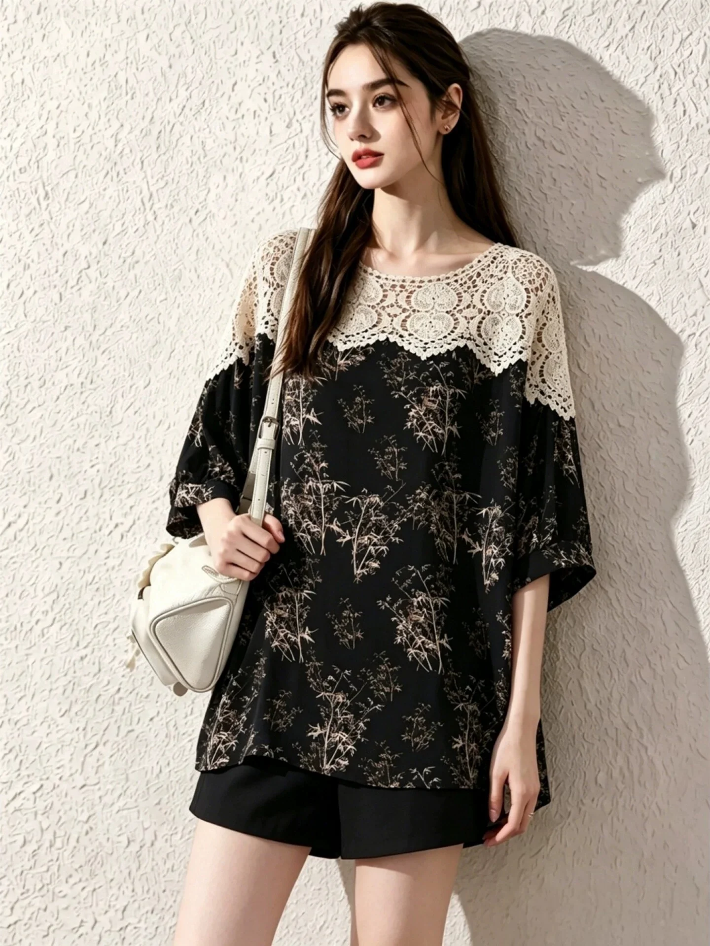 

Fashionable Large Size Lace Patchwork Korean Style Women's Top Breathable Casual Loose Fit Summer New Arrival
