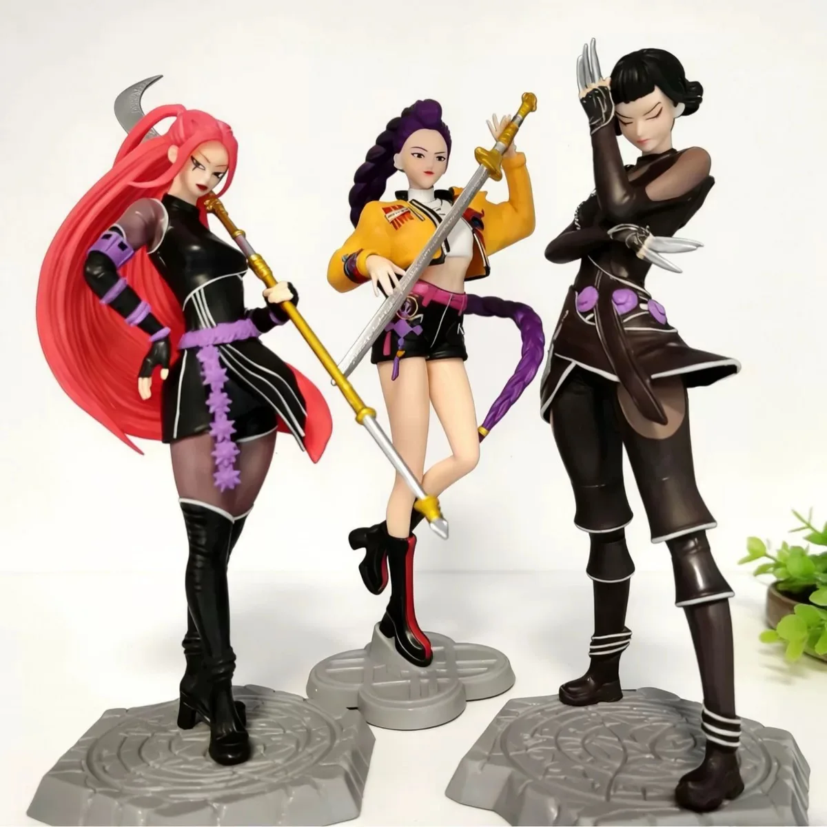 

В наличии Witch Hunting Squad Rumi Mirazo Yimei Girl Handmade Kpop Аниме Периферийная кукла Сумка ПВХ Орнамент Игрушки Праздничные подарки