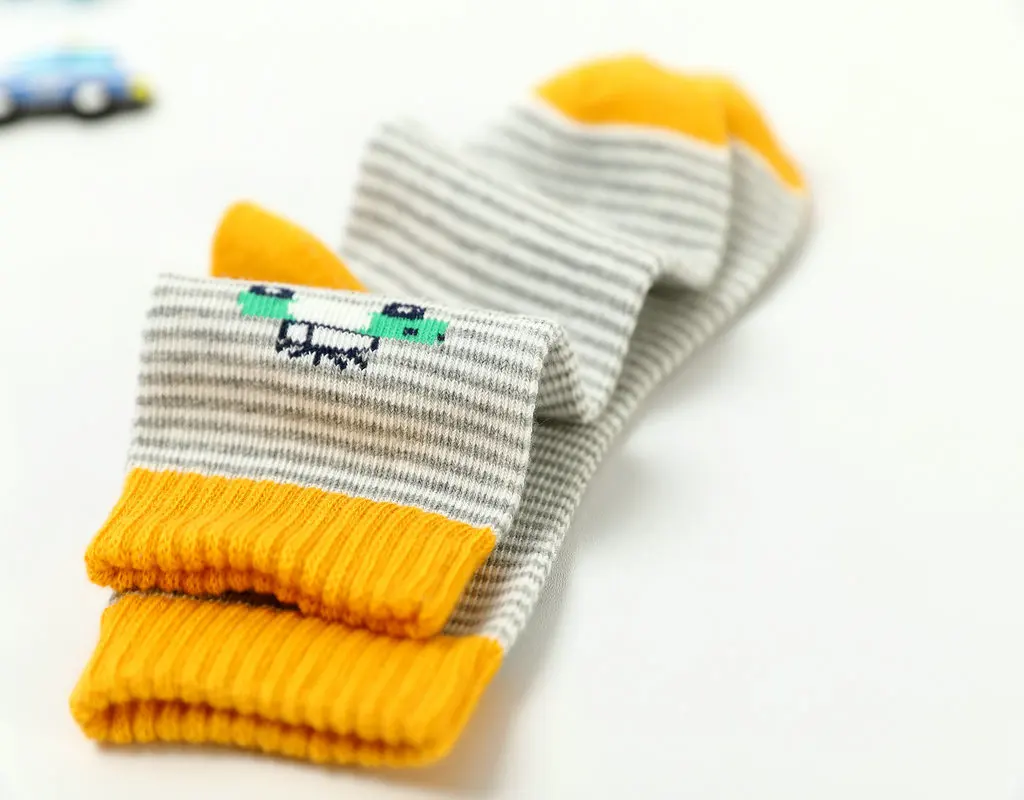 Neue kinder Socken Baumwolle Gestreiften Auto Jungen Socken Frühling Herbst Cartoon Student Socken Für Jungen 3-15 jahre – Detail 13