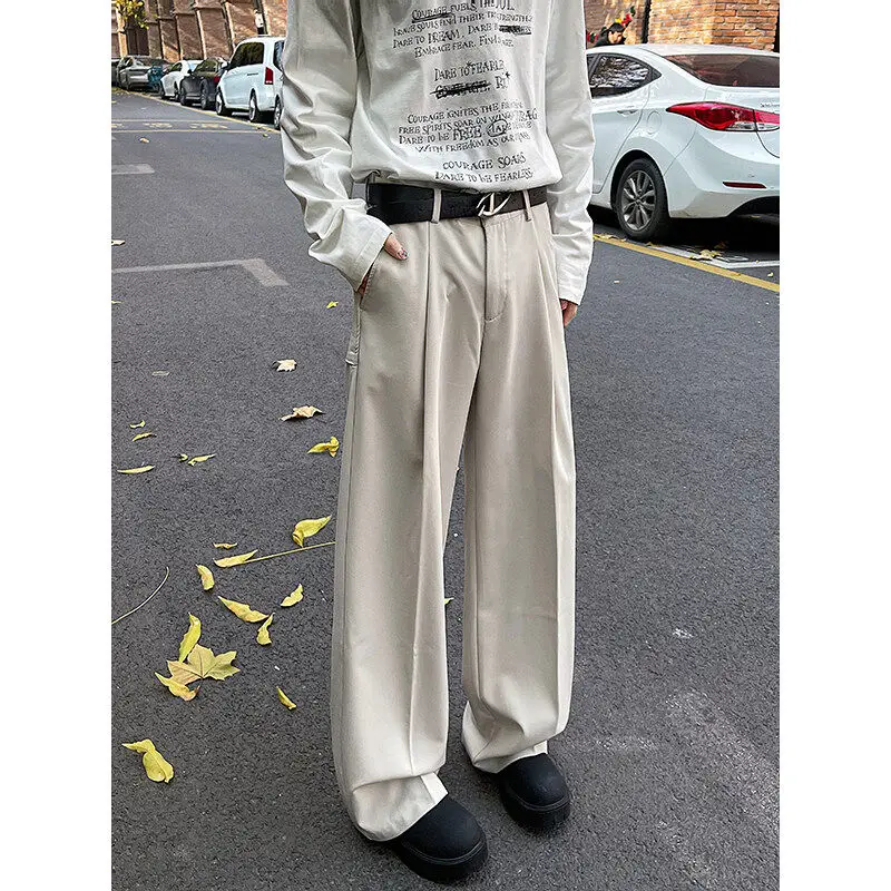 กางเกงสูทผู้ชายทรงหลวมสไตล์อเมริกัน แบรนด์ Bla Cleanfit ทรงขากว้าง ผ้าพลิ้ว ให้ความรู้สึกหรูหรา ทรงตรง