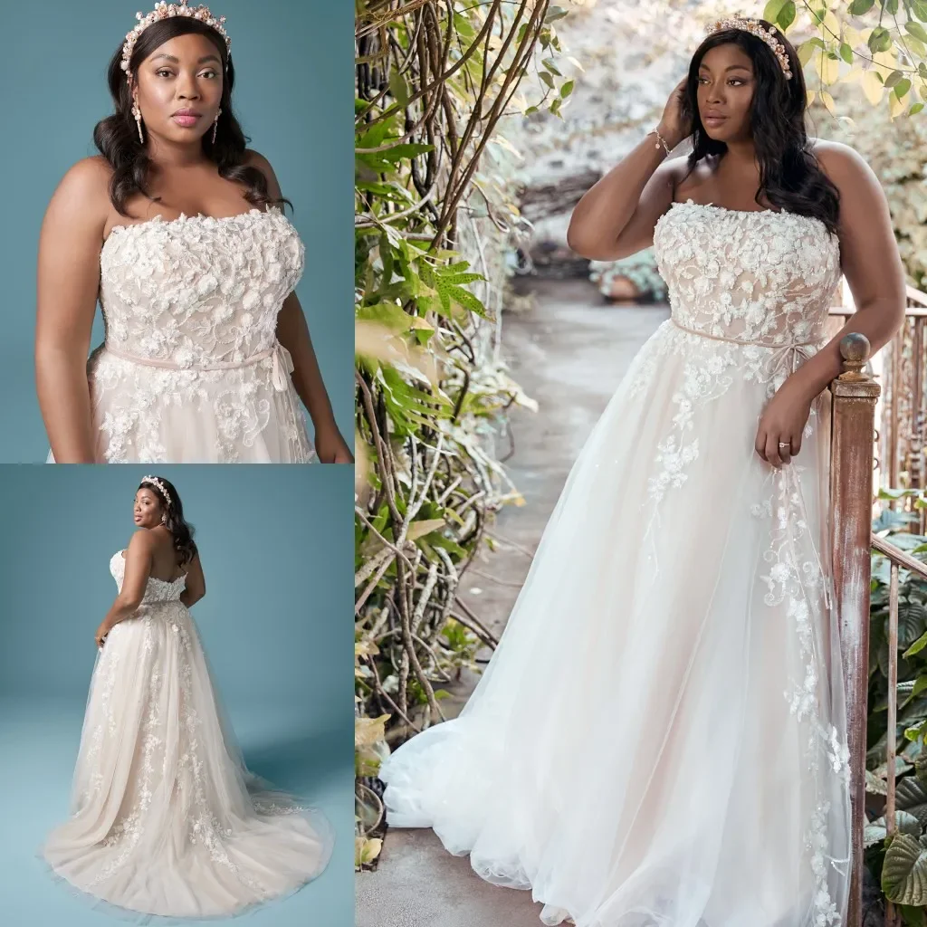 Size Amazing Plus Lace Wedding Dresses Strapless Neck A Line Beaded Bridal Gowns Sweep Train Tulle Robe De Marie