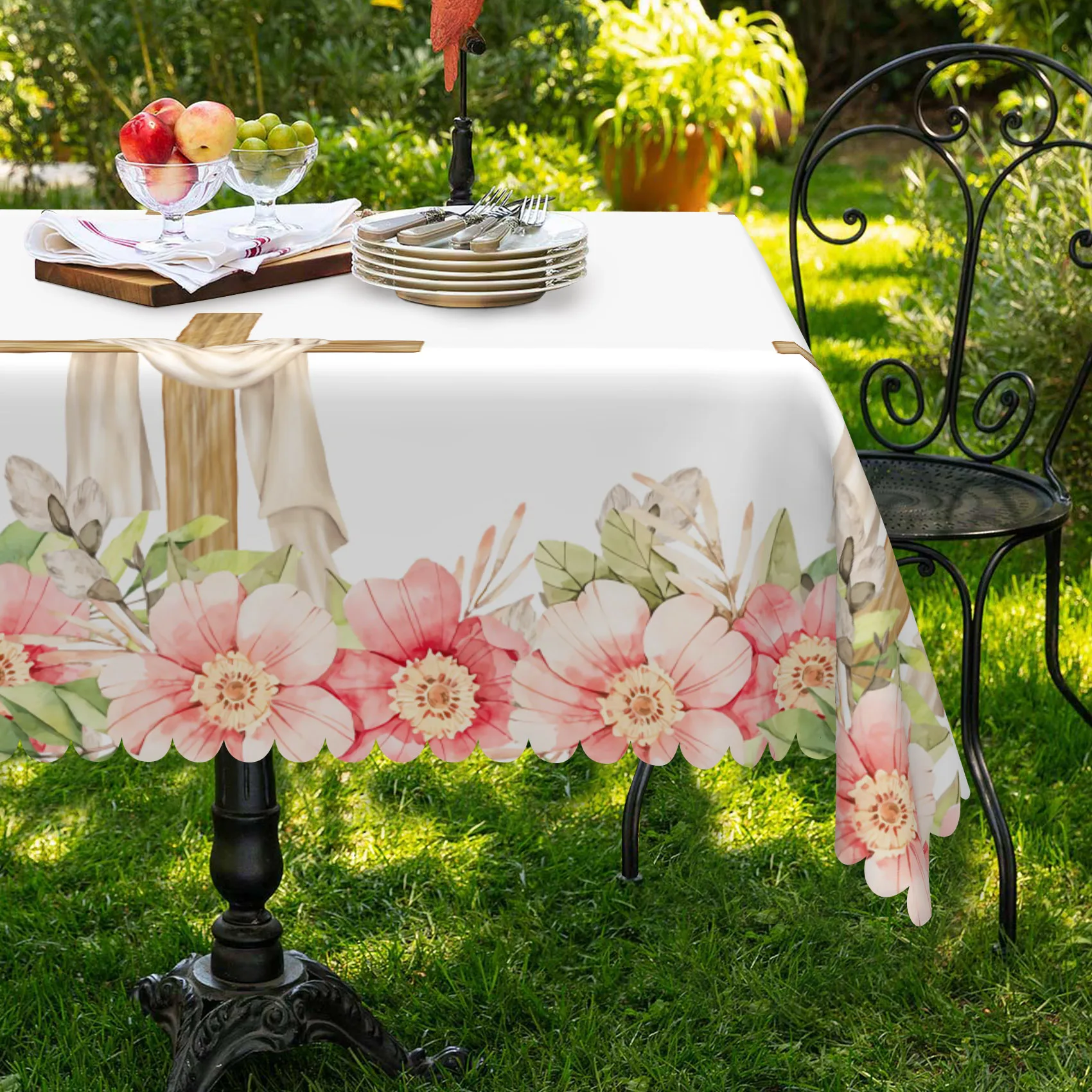 Easter Themed Tablecloth with Colorful Egg Print Scalloped Edge Polyester Dining Table Cover for Spring Holiday Home Party Decor