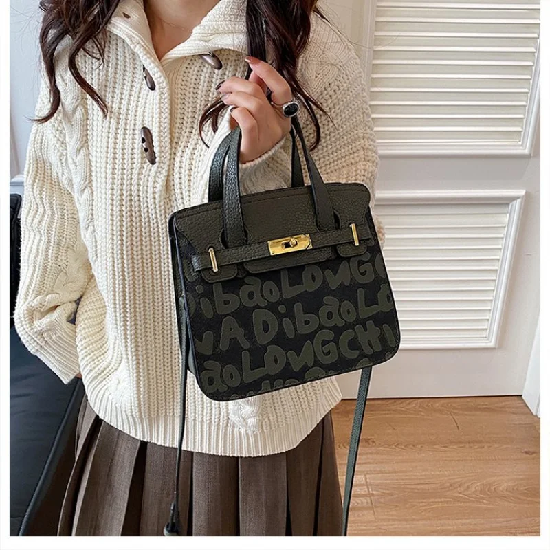 

Premium Women's Shoulder Bag Crafted From Satin Leather Boasting Airy High-End Iceland Sleek Soft Vintage Look