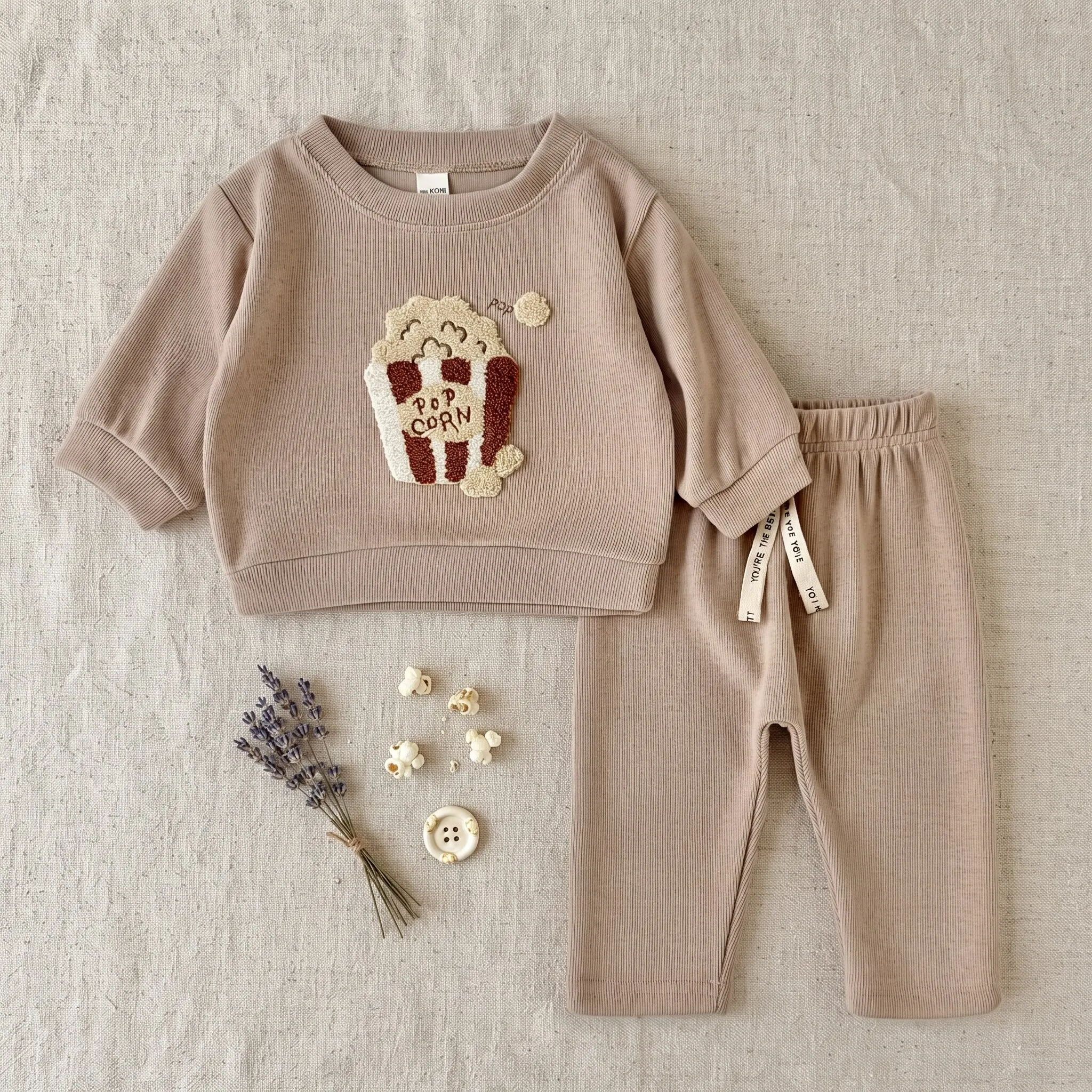 Korean Unisex Baby Popcorn Towel‑Embroidery Outfit, Infant Light Brown Ribbed Long‑Sleeve Top Drawstring Pants 2‑Piece Set